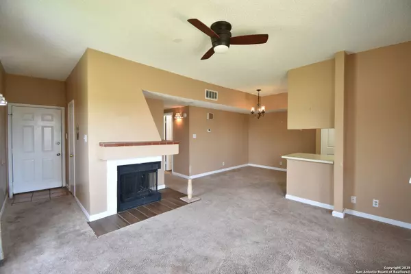 San Antonio, TX 78244,6100 Woodlake Pkwy UNIT #707