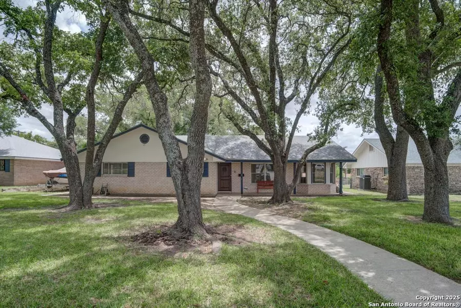 154 Sprucewood, San Antonio, TX 78216