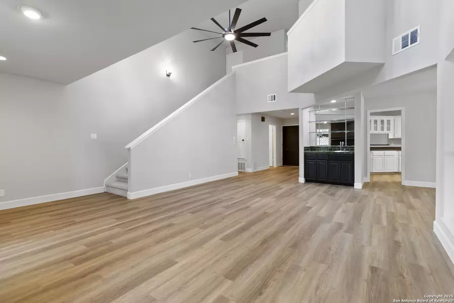 501 Thetford UNIT 501, San Antonio, TX 78254