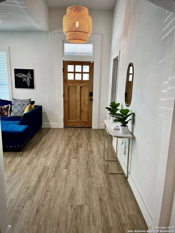 San Antonio, TX 78204,127 Furnish