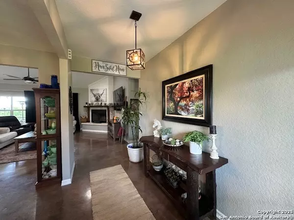 Spring Branch, TX 78070,811 Hillside Dr.