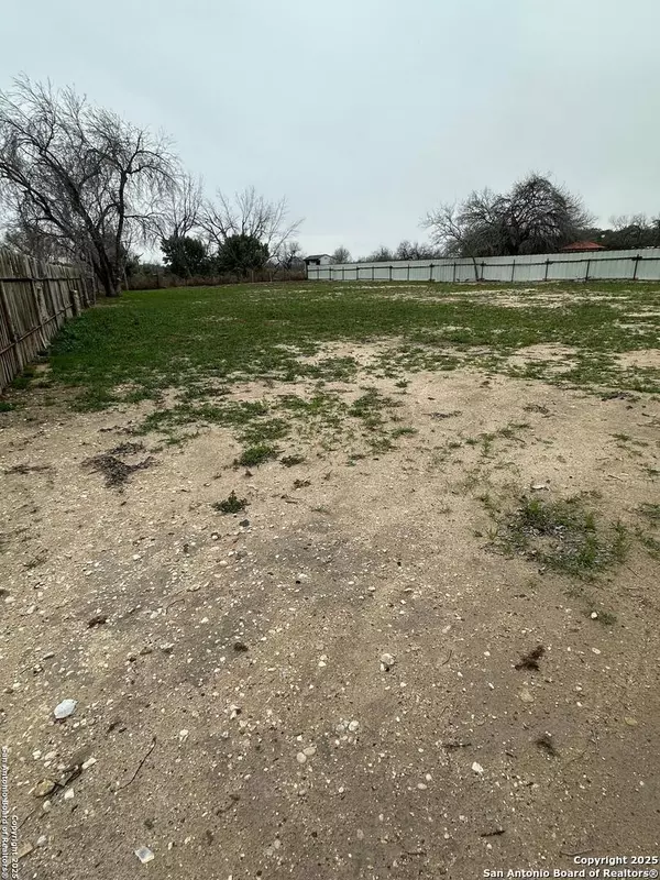 Devine, TX 78016,710 Teel