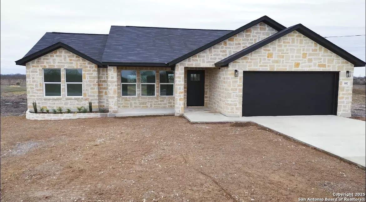 Atascosa, TX 78002,16724 Tapatio St