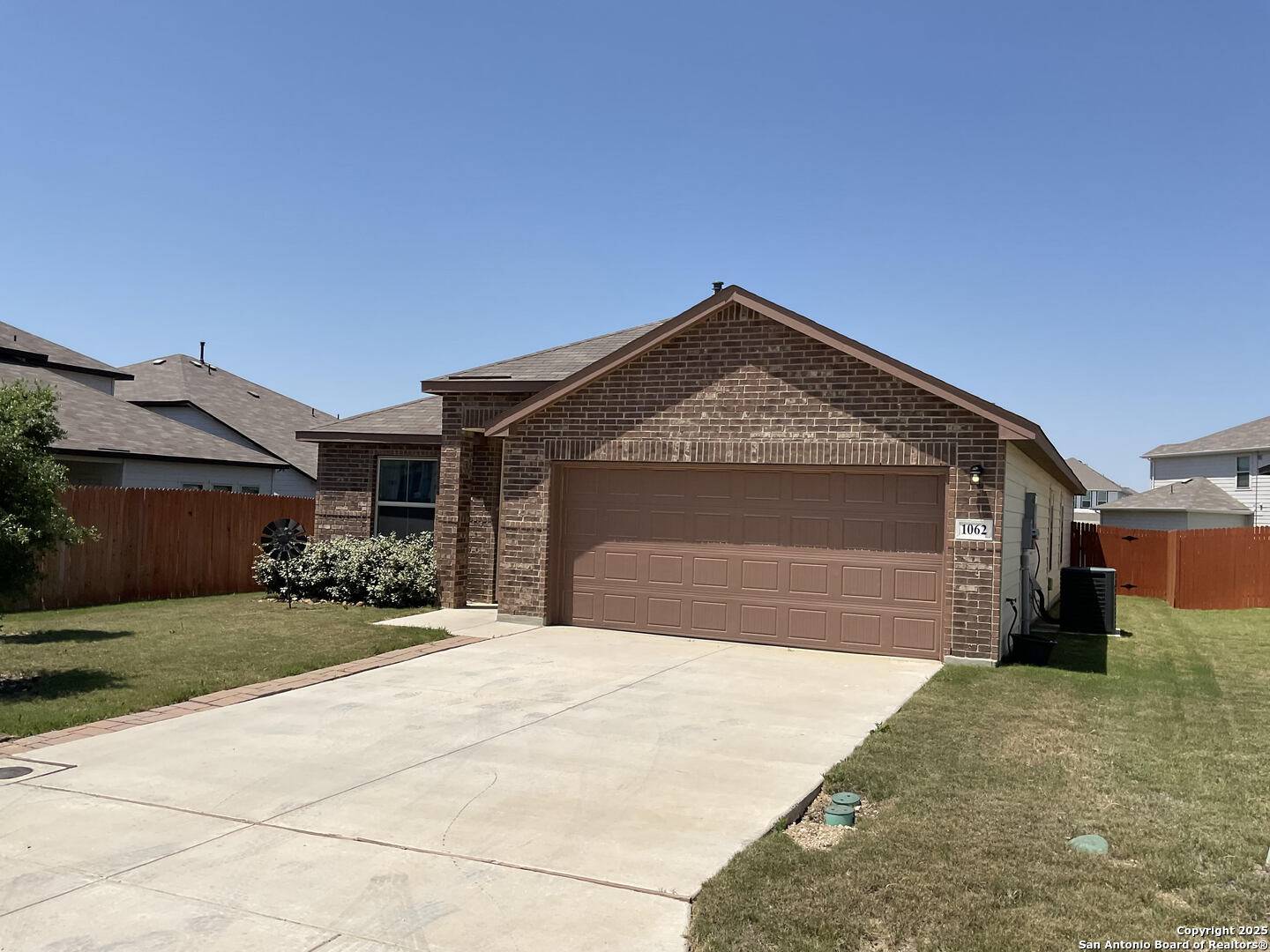 1062 Sixtree, New Braunfels, TX 78130
