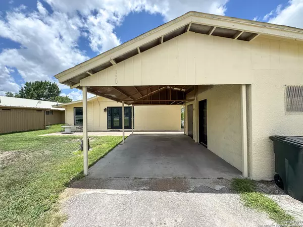 Brackettville, TX 78832,130 Sunset