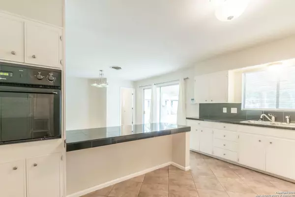 San Antonio, TX 78213-2213,1007 HOMERIC DR