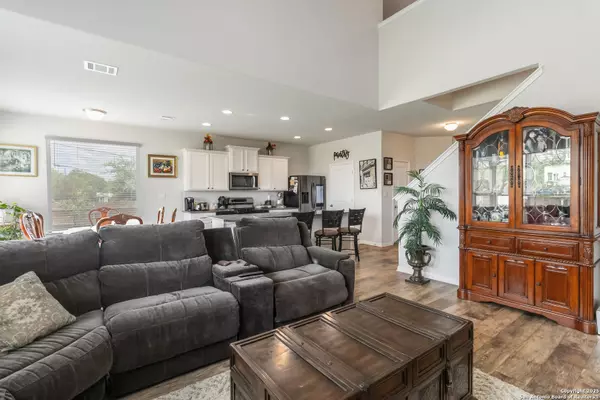New Braunfels, TX 78130,934 Tenby Castle