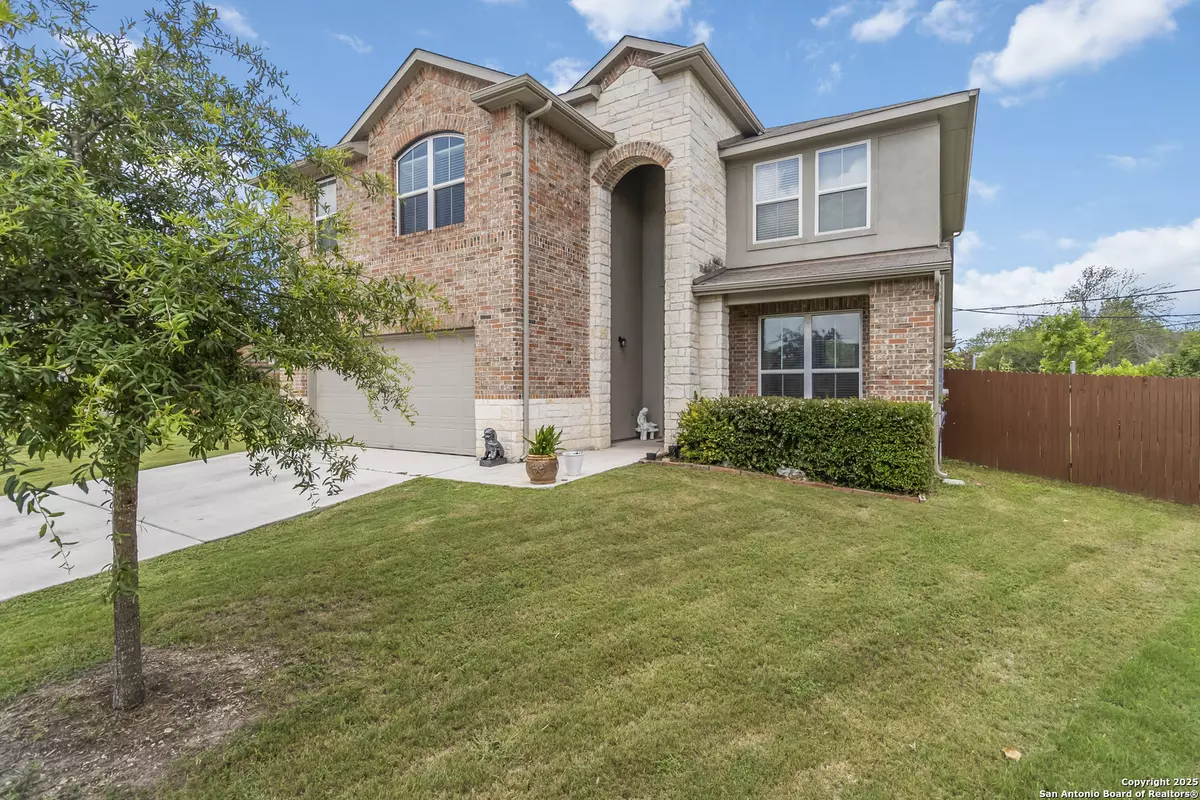 New Braunfels, TX 78130,934 Tenby Castle