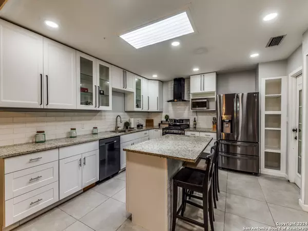 San Antonio, TX 78240,5610 staack