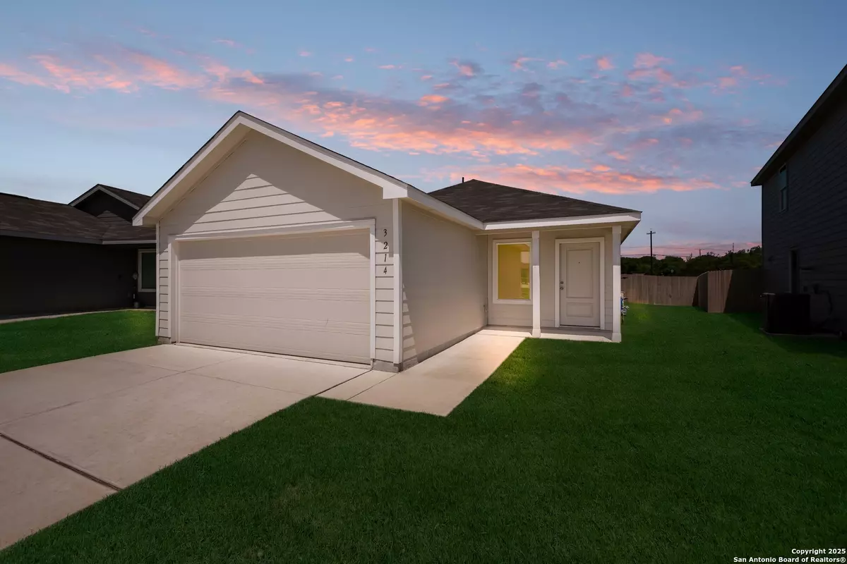 New Braunfels, TX 78130,3214 Mound Ridge