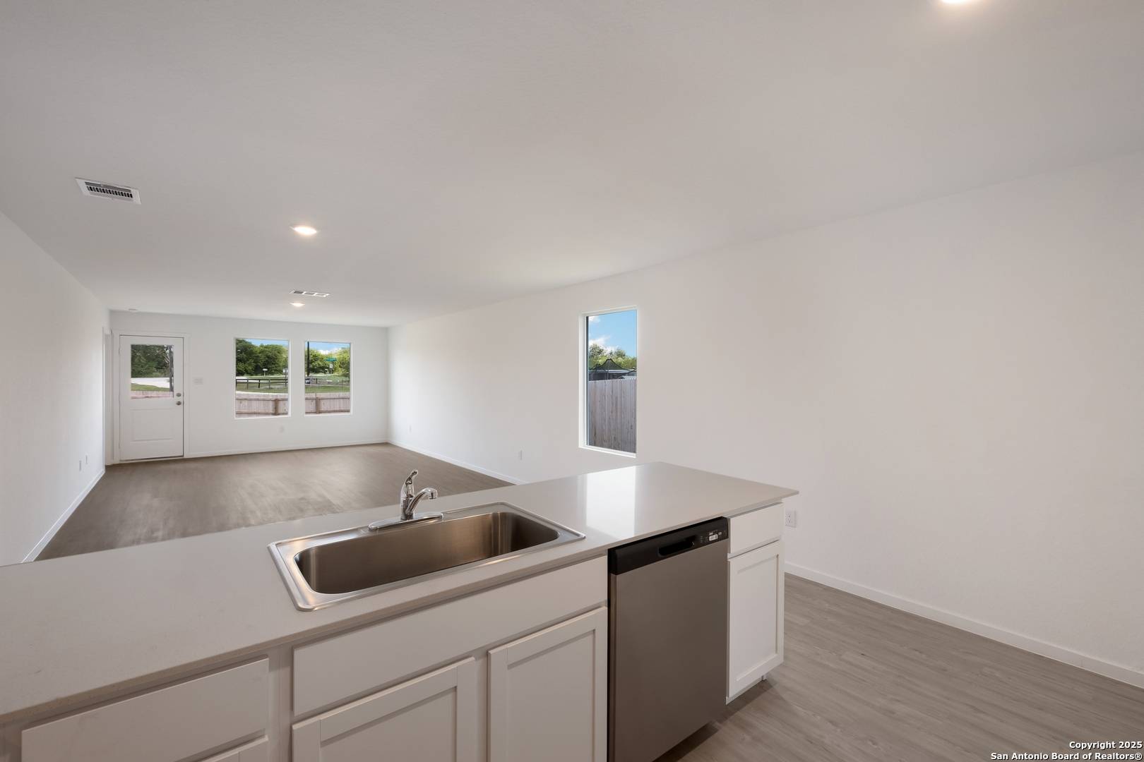 New Braunfels, TX 78130,3214 Mound Ridge