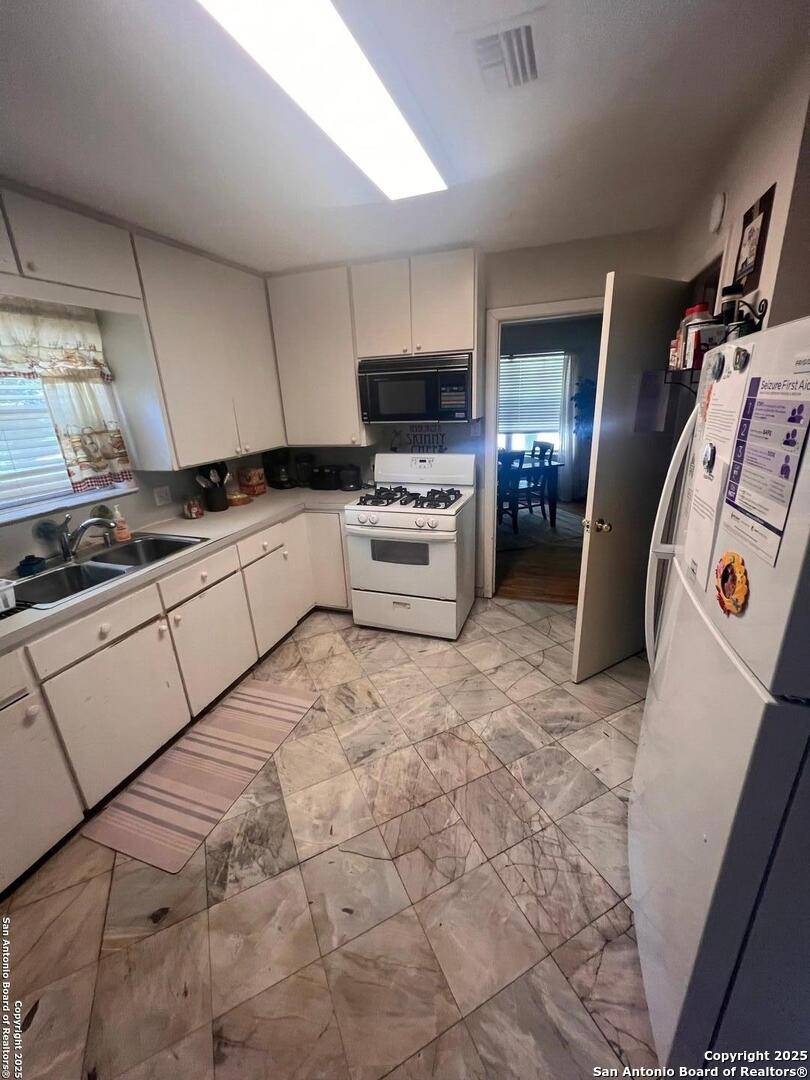 Houston, TX 77035,4849 Briarbend