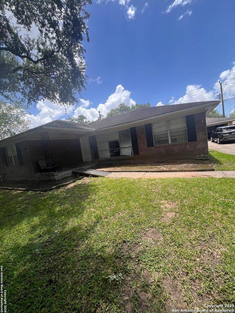 4849 Briarbend, Houston, TX 77035