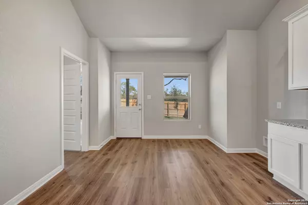 Converse, TX 78109,10407 White Hart Lane