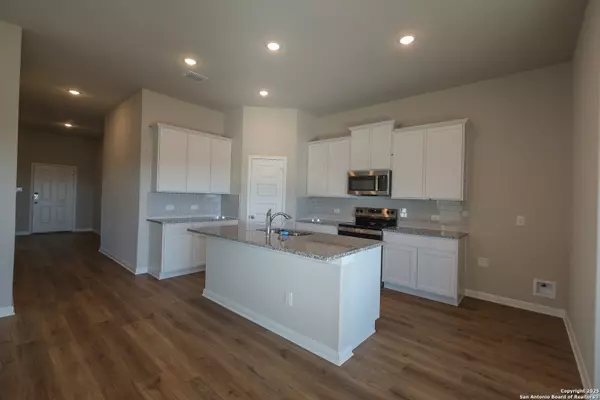 Converse, TX 78109,10218 Goodison Drive