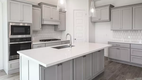 Seguin, TX 78155,2921 Flaxen Way