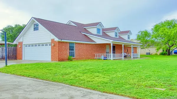 Pleasanton, TX 78064,103 Weese