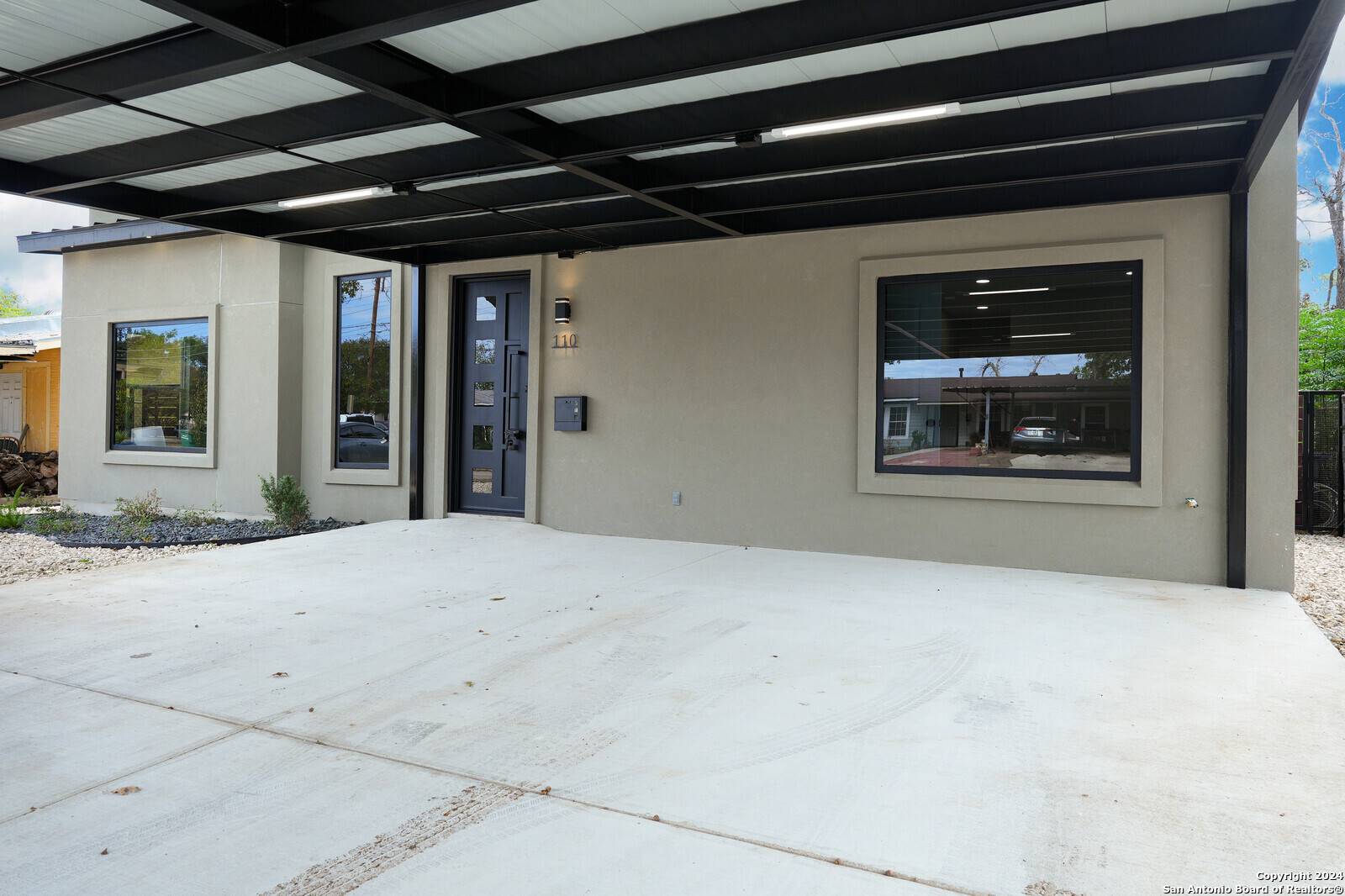 San Antonio, TX 78212-1044,110 WEIZMANN ST
