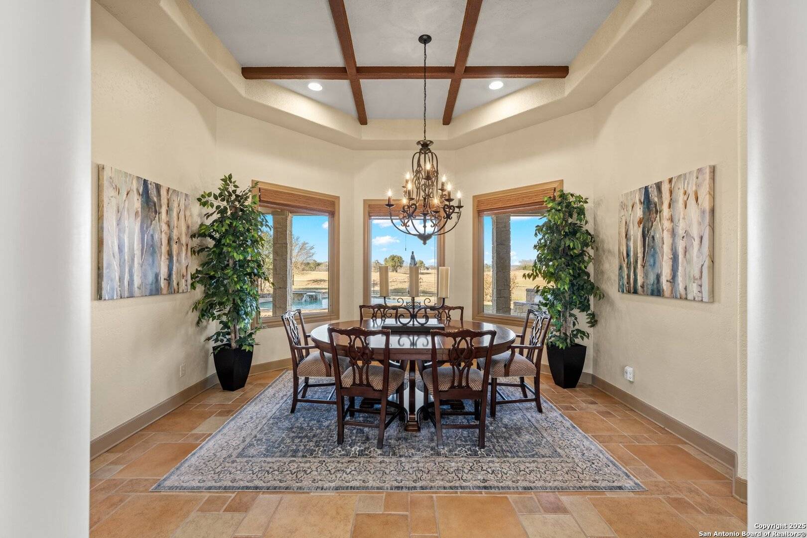 Kerrville, TX 78028,3404 comanche trace