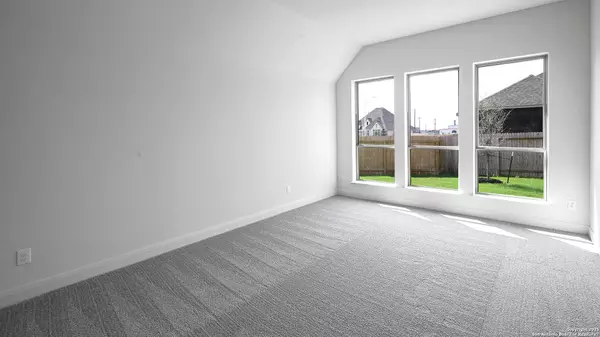 Seguin, TX 78155,1801 Field Brook