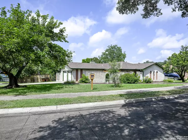 San Antonio, TX 78240,6102 forest timber