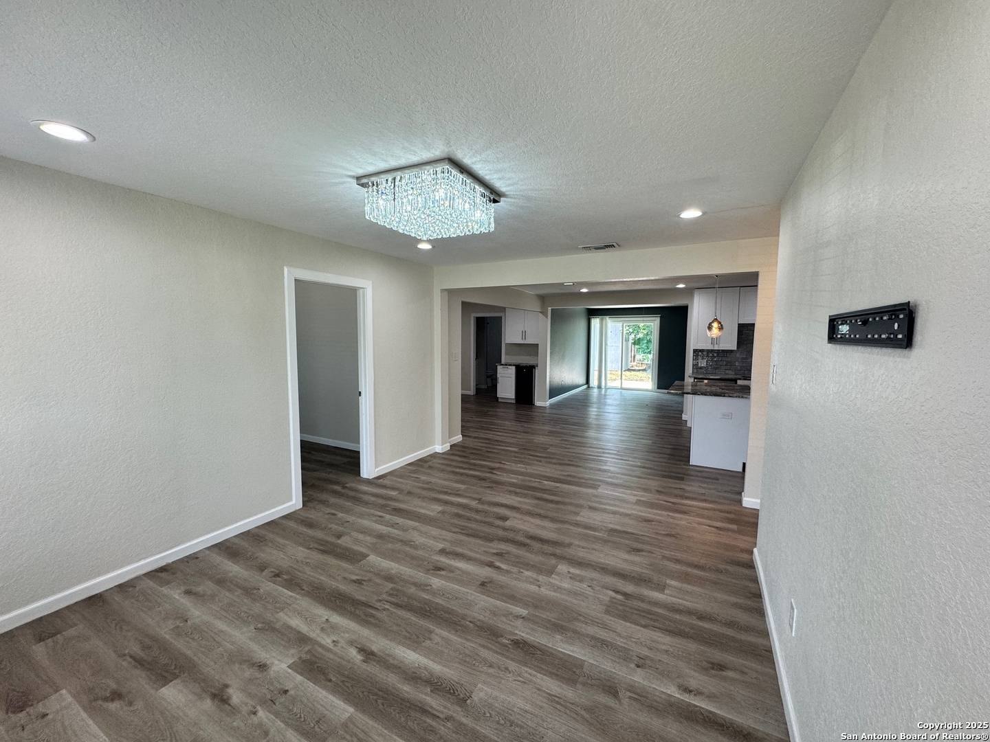 San Antonio, TX 78216,439 E Rampart Dr