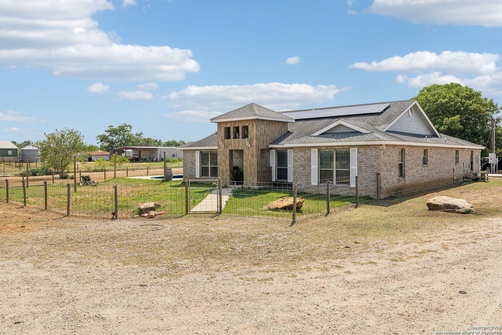 Adkins, TX 78101,2355 Stuart Rd