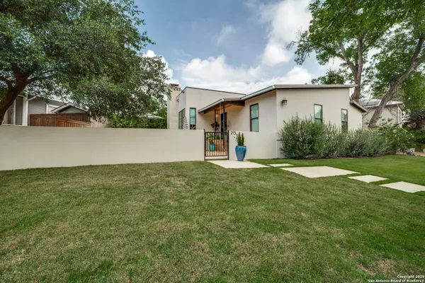 San Antonio, TX 78209,215 Circle Street