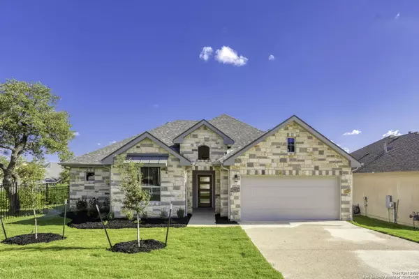 1901 Chateau, Kerrville, TX 78028