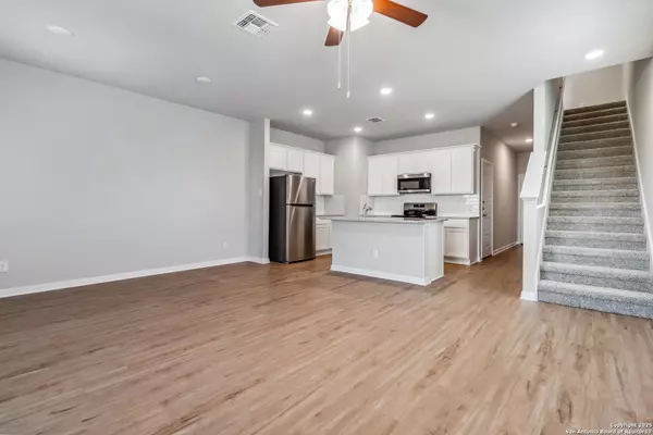 St Hedwig, TX 78152,3850 Abbott Pass UNIT 102