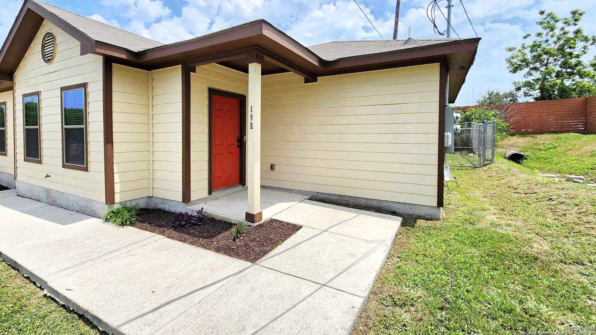 195 Rosedale, New Braunfels, TX 78130