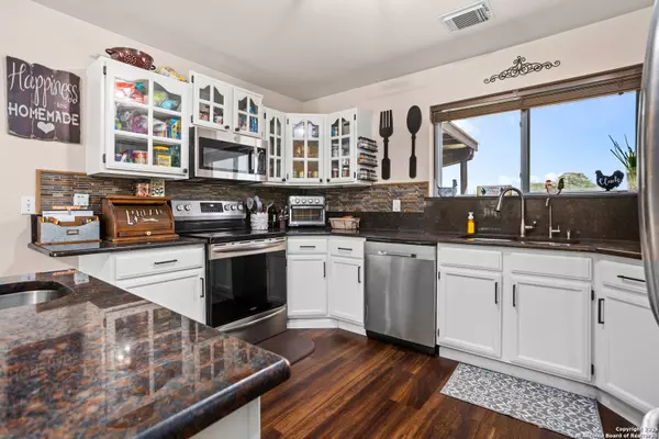 La Vernia, TX 78121,177 Lakeview Cir