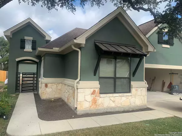 Spring Branch, TX 78070-4983,594 CARRIAGE HOUSE