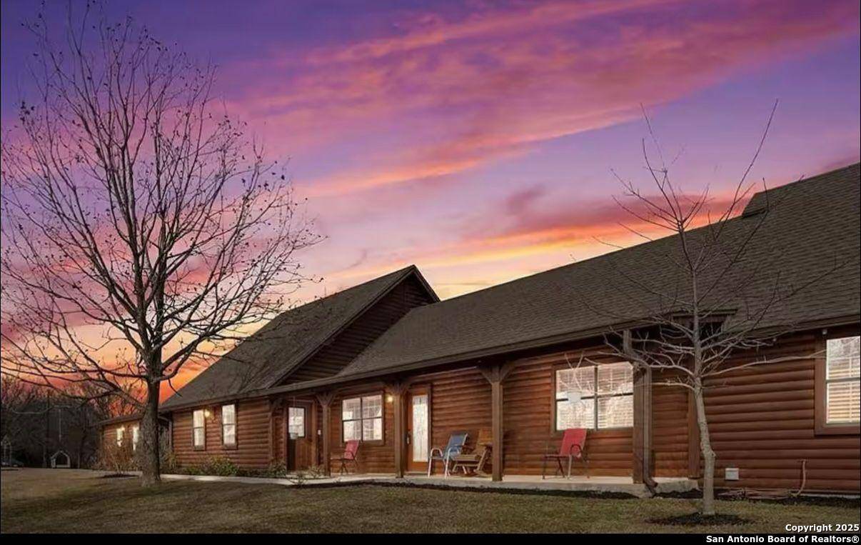 81 Butler Lane, Martindale, TX 78655