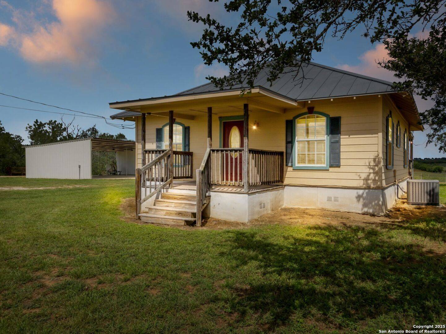 Adkins, TX 78101,8894 Loop 1604