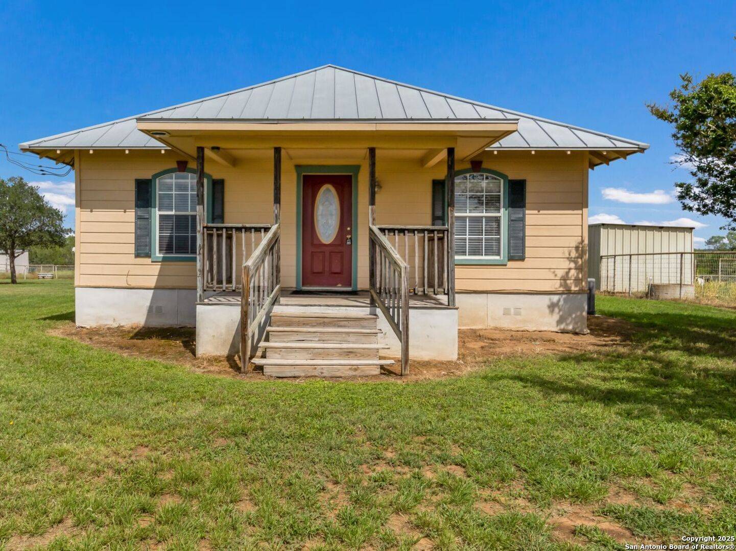 Adkins, TX 78101,8894 Loop 1604