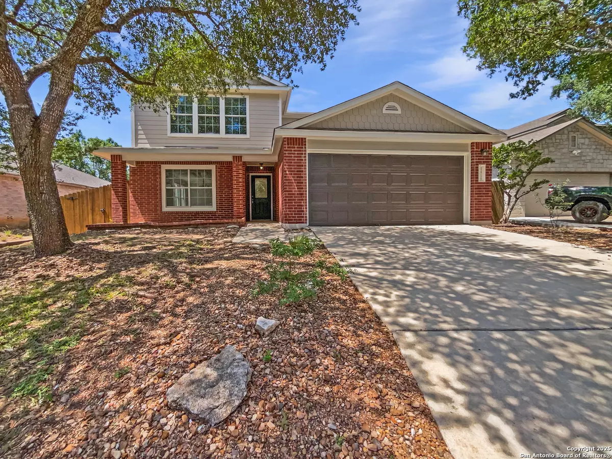 Helotes, TX 78023,12719 Holly Cedar