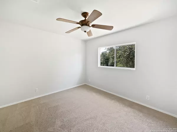 Helotes, TX 78023,12719 Holly Cedar