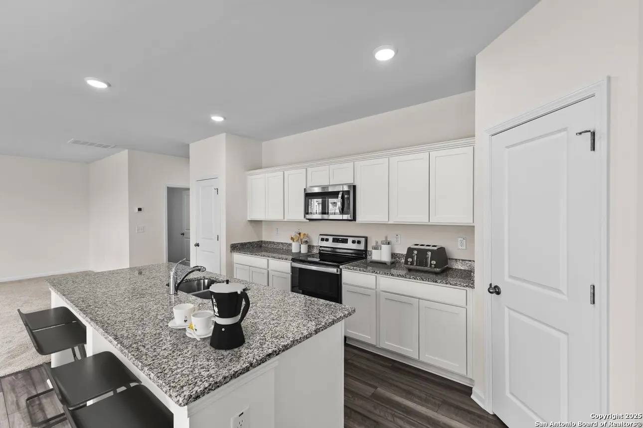 Seguin, TX 78155,104 Dionicio Loop