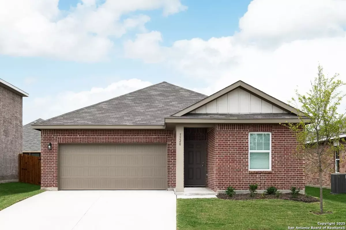 Seguin, TX 78155,105 Dionicio Loop