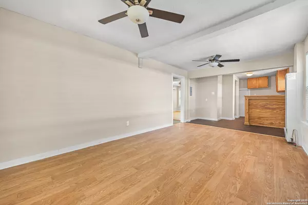 San Antonio, TX 78201,2214 Laurel St