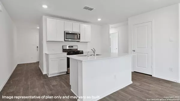 Von Ormy, TX 78073,15418 Lemon Pepper Creek