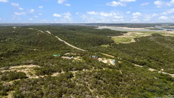 13693 Fm 1283, Mico, TX 78056