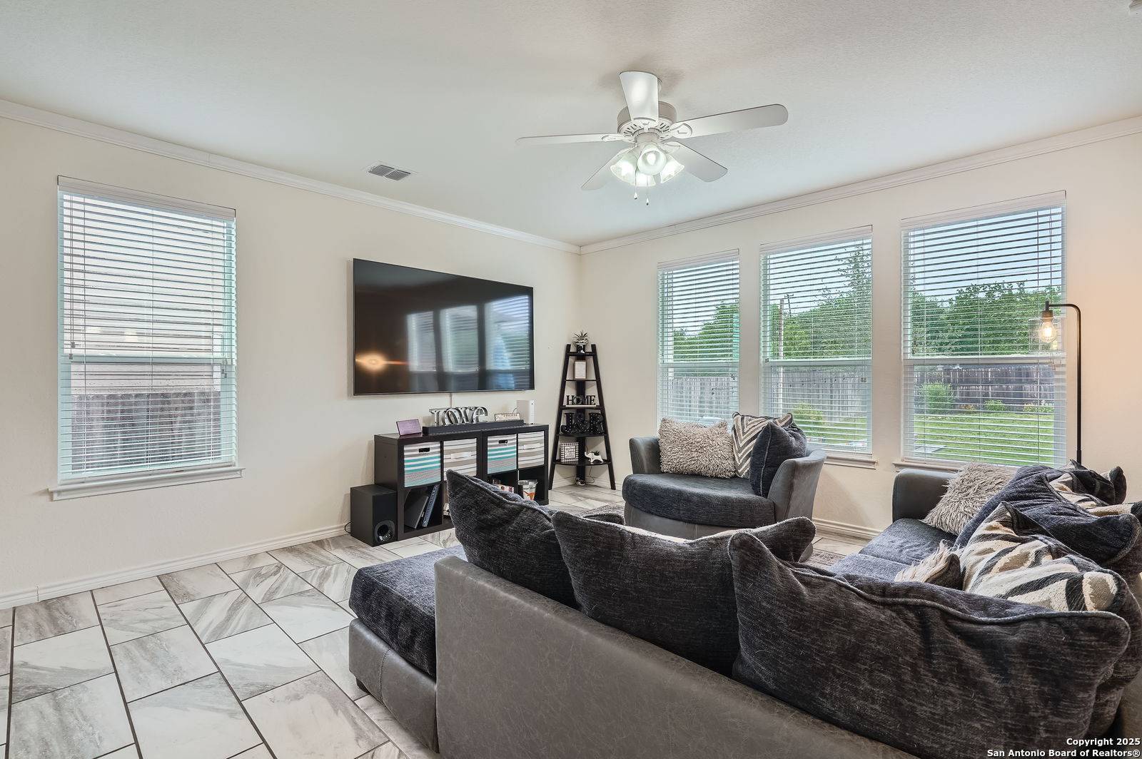 San Antonio, TX 78245,10015 Overlook Acres