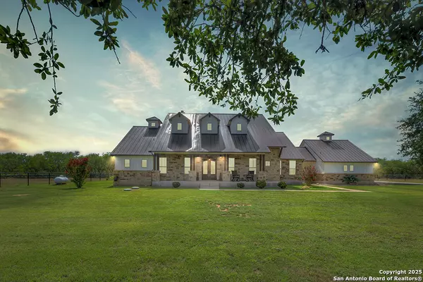 Von Ormy, TX 78073,21151 Hickman