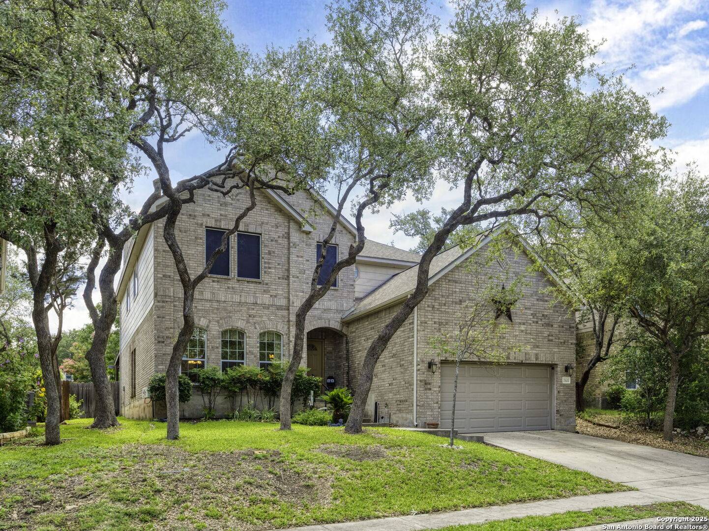 Helotes, TX 78023,15622 Portales Pass