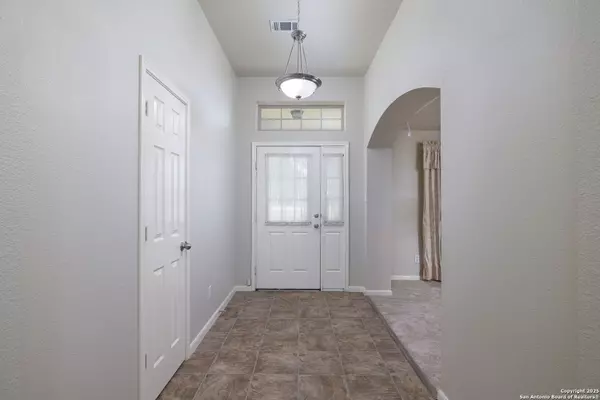 La Vernia, TX 78121,173 Great Oaks