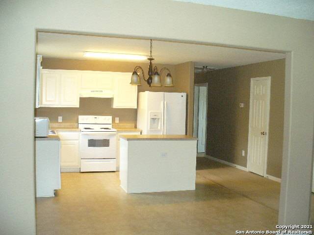 San Antonio, TX 78252,5815 Circle Canyon