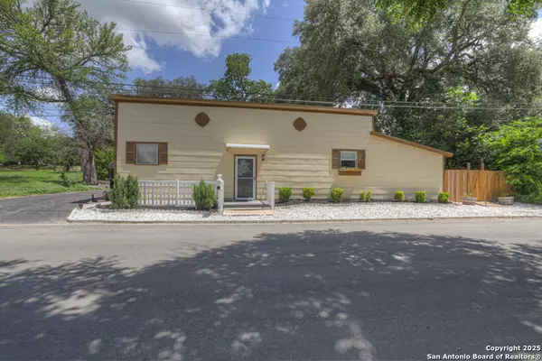 332 Klein, Seguin, TX 78155