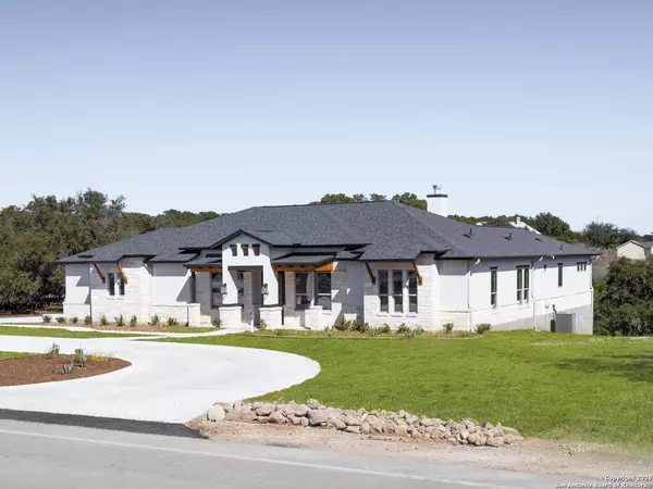 555 Mystic Parkway,  Spring Branch,  TX 78070